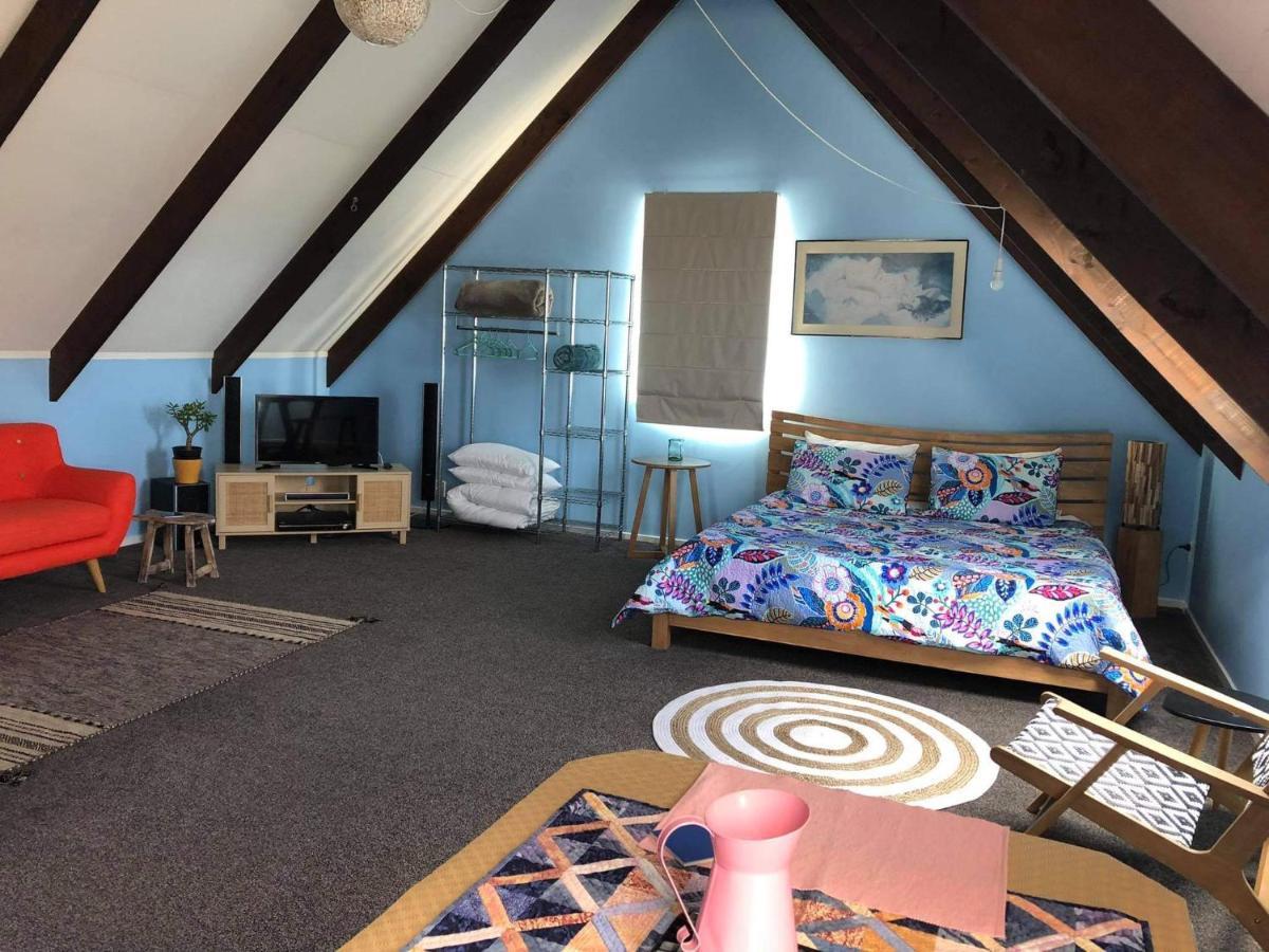 Chez Tiare - The Loft Apartment เนเปียร์ ภายนอก รูปภาพ