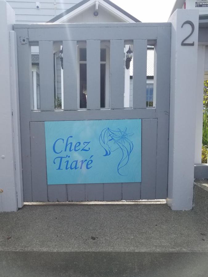 Chez Tiare - The Loft Apartment เนเปียร์ ภายนอก รูปภาพ